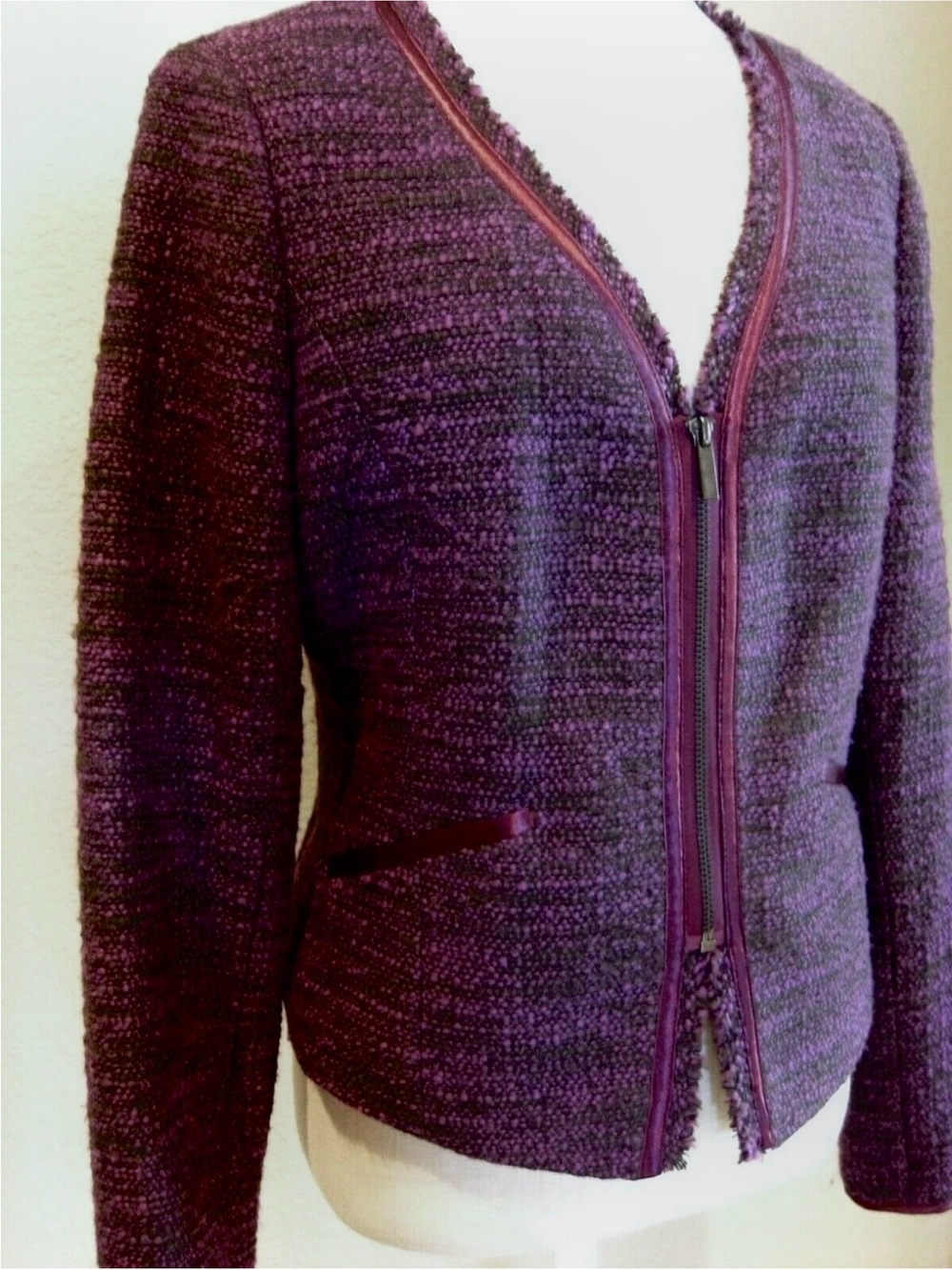 BCBG Textured Plum Zip-Front Tweed Jacket - Size 10